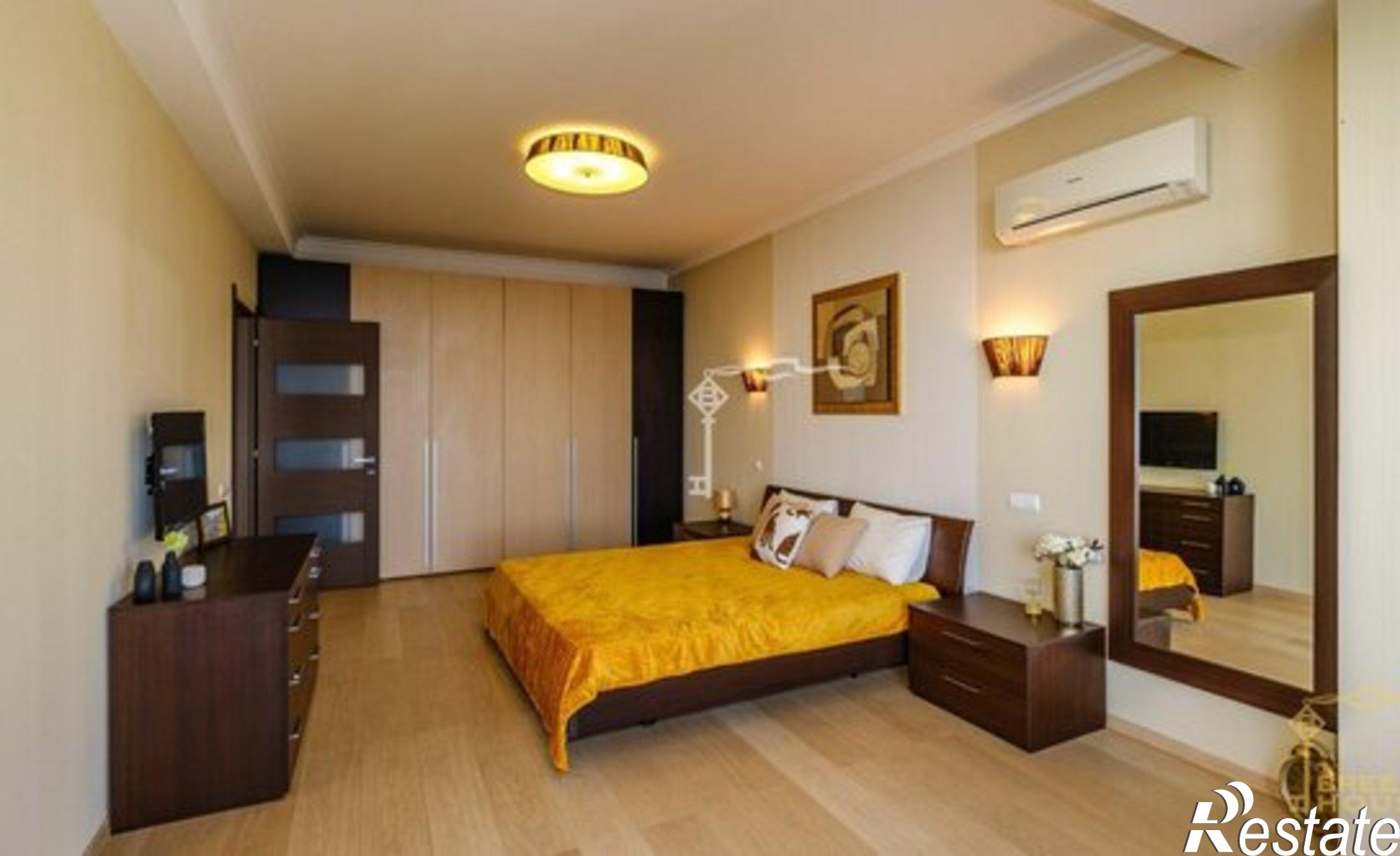 Купить квартиру за 84 000 000 рублей на ул Чехова, 27А