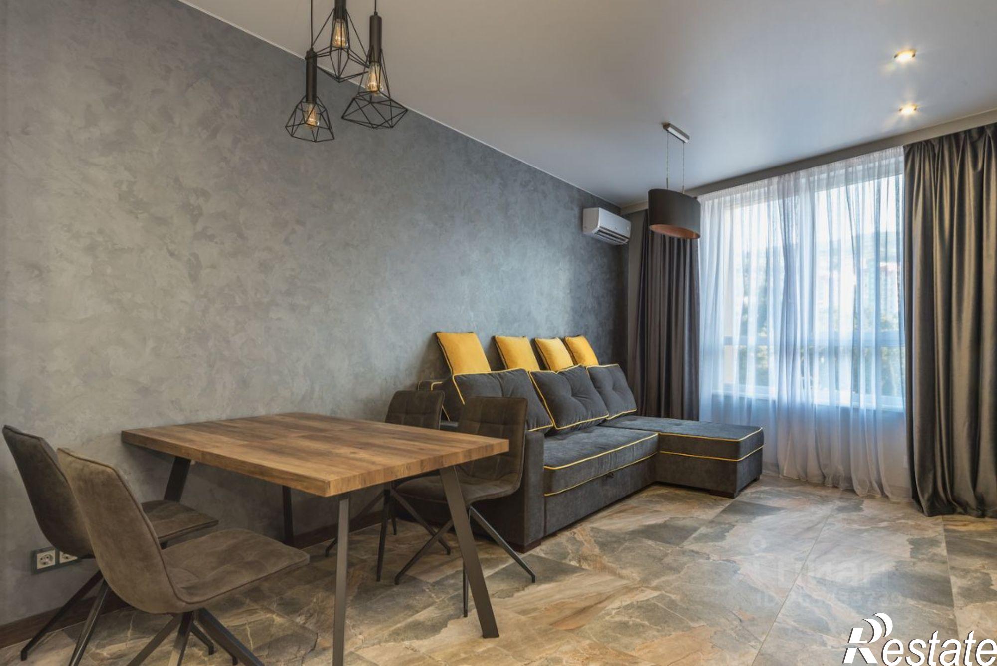 Сдать квартиру за 40 000 рублей на ул Блюхера, 19