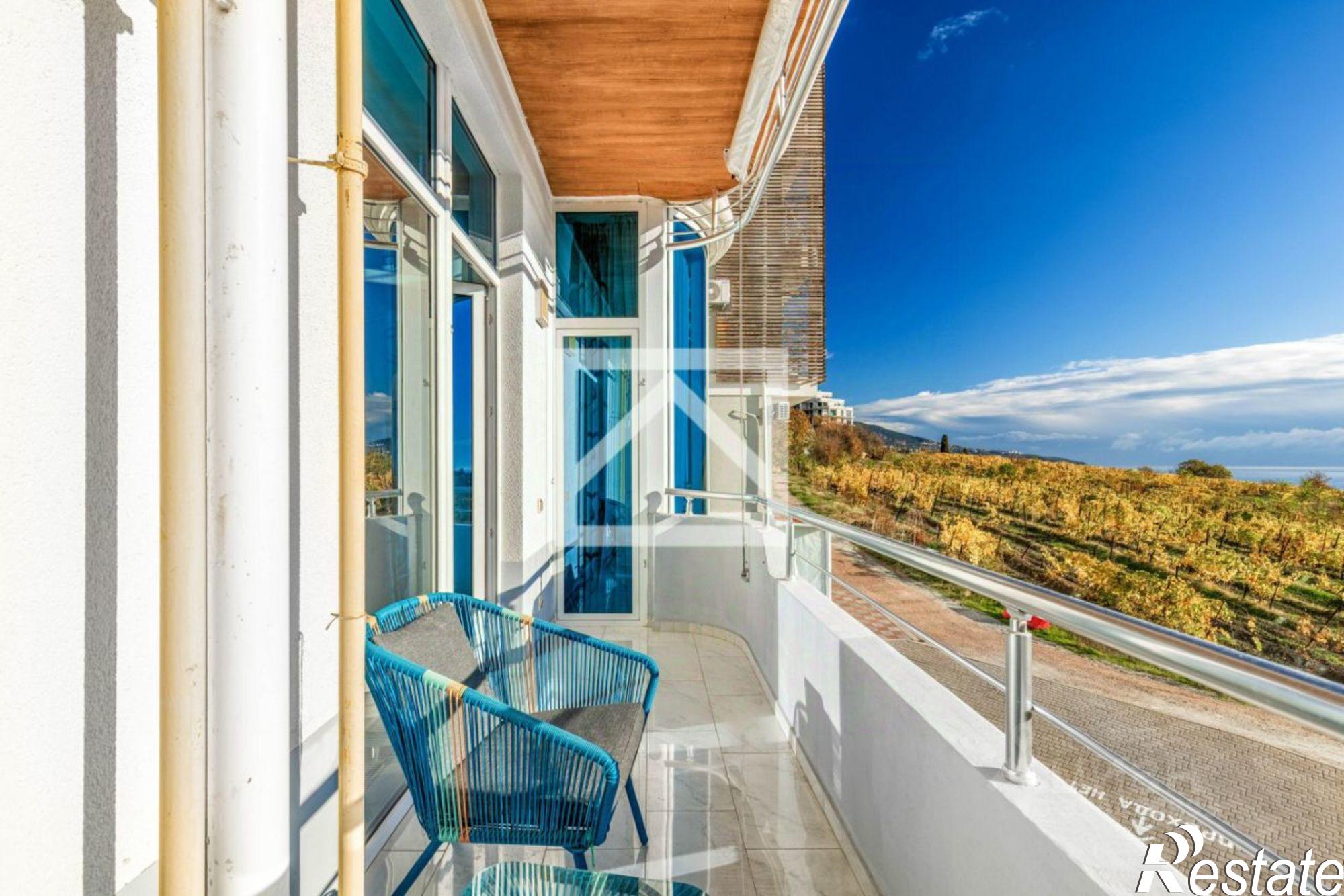 Купить квартиру за 19 200 000 рублей на Ливадия п.г.т., Виноградная ул., д.1