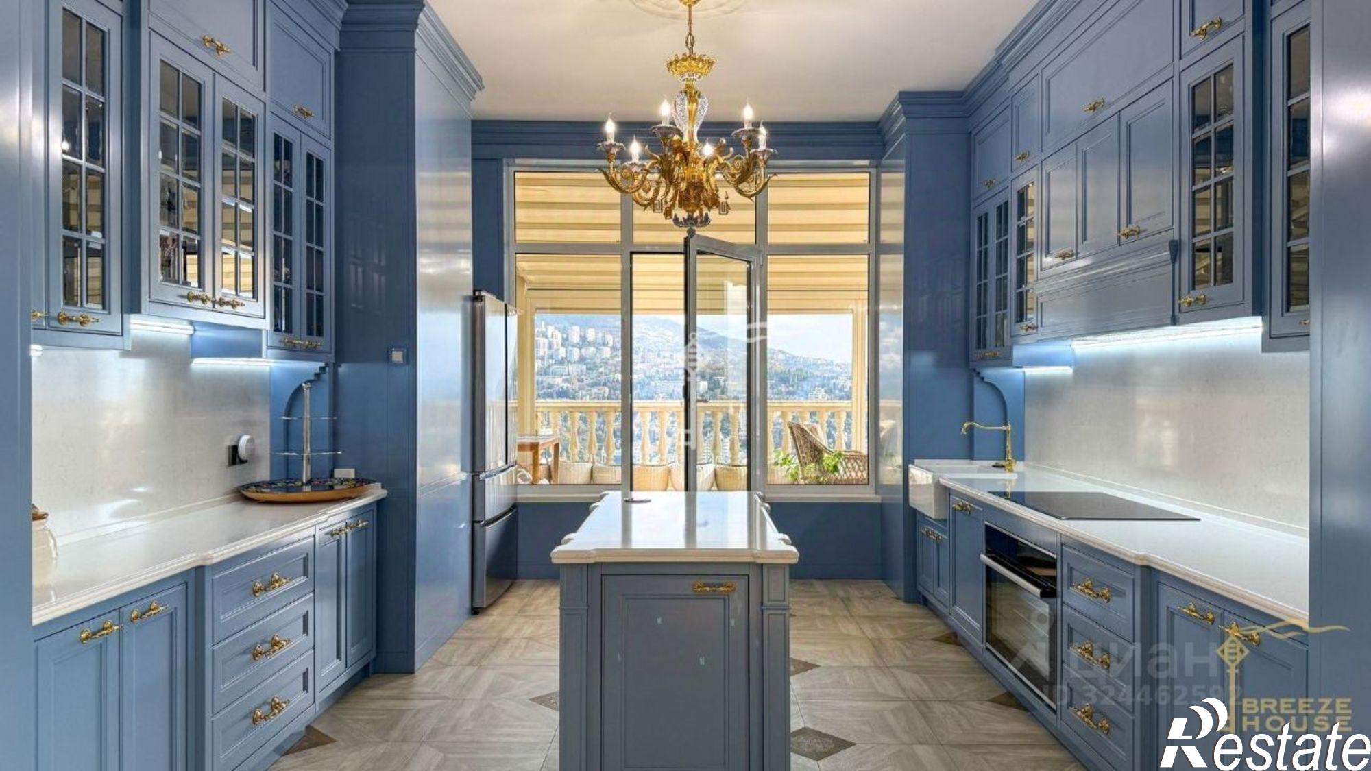 Купить квартиру за 180 000 000 рублей на улица Войкова, 16