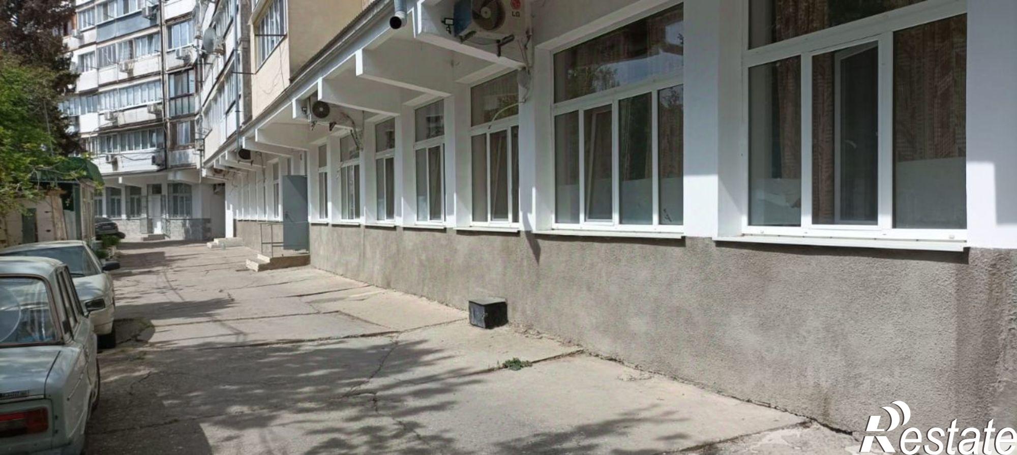 Купить квартиру за 25 000 000 рублей на Алупкинское шоссе, 48