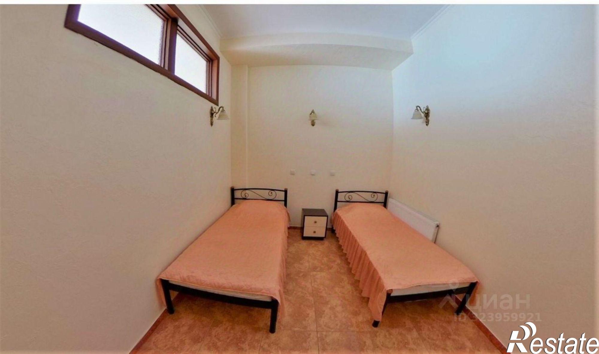 Купить квартиру за 20 000 000 рублей на наб им А.С.Пушкина, 17