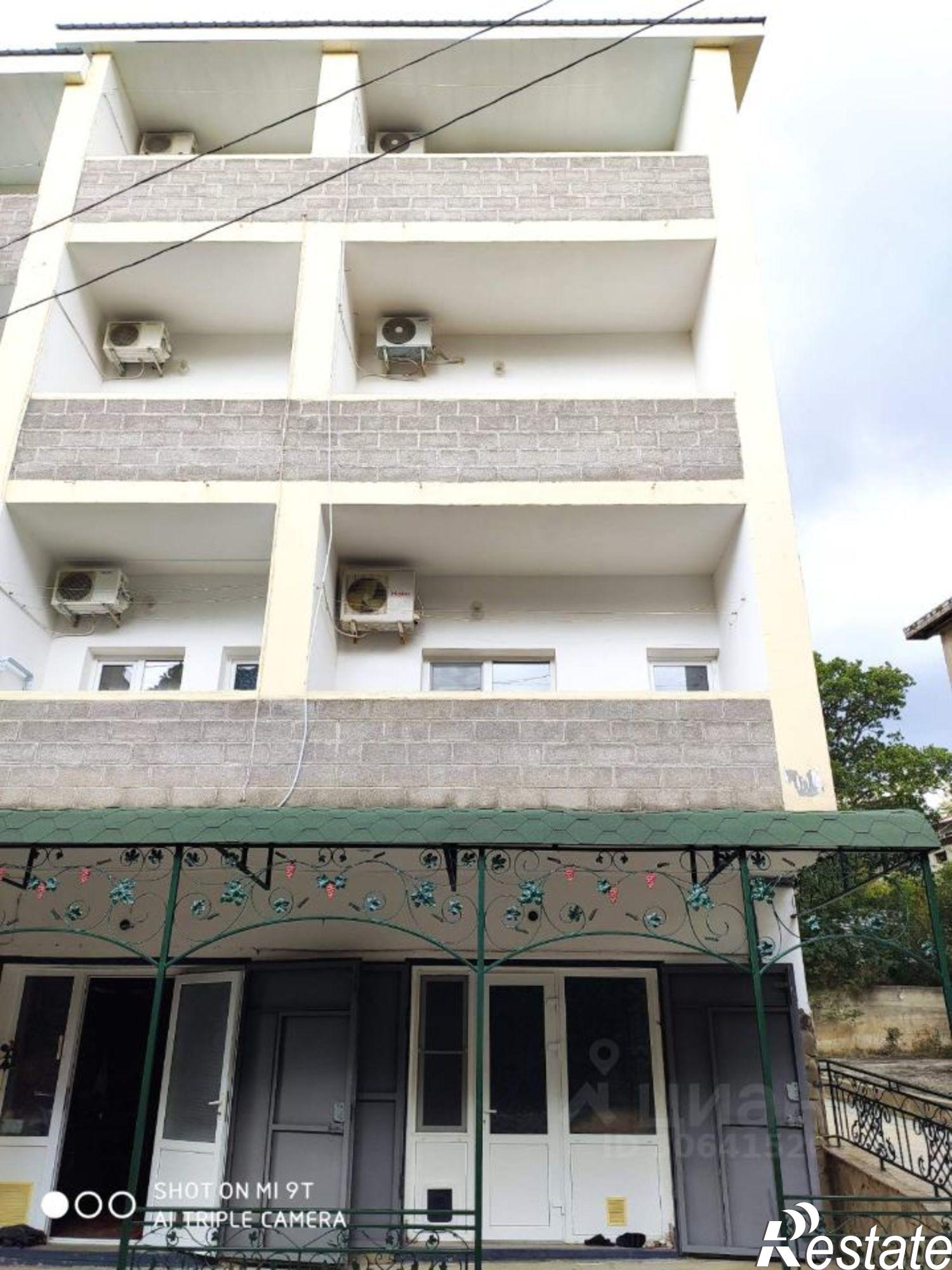 Купить квартиру за 25 000 000 рублей на Ялта городской округ