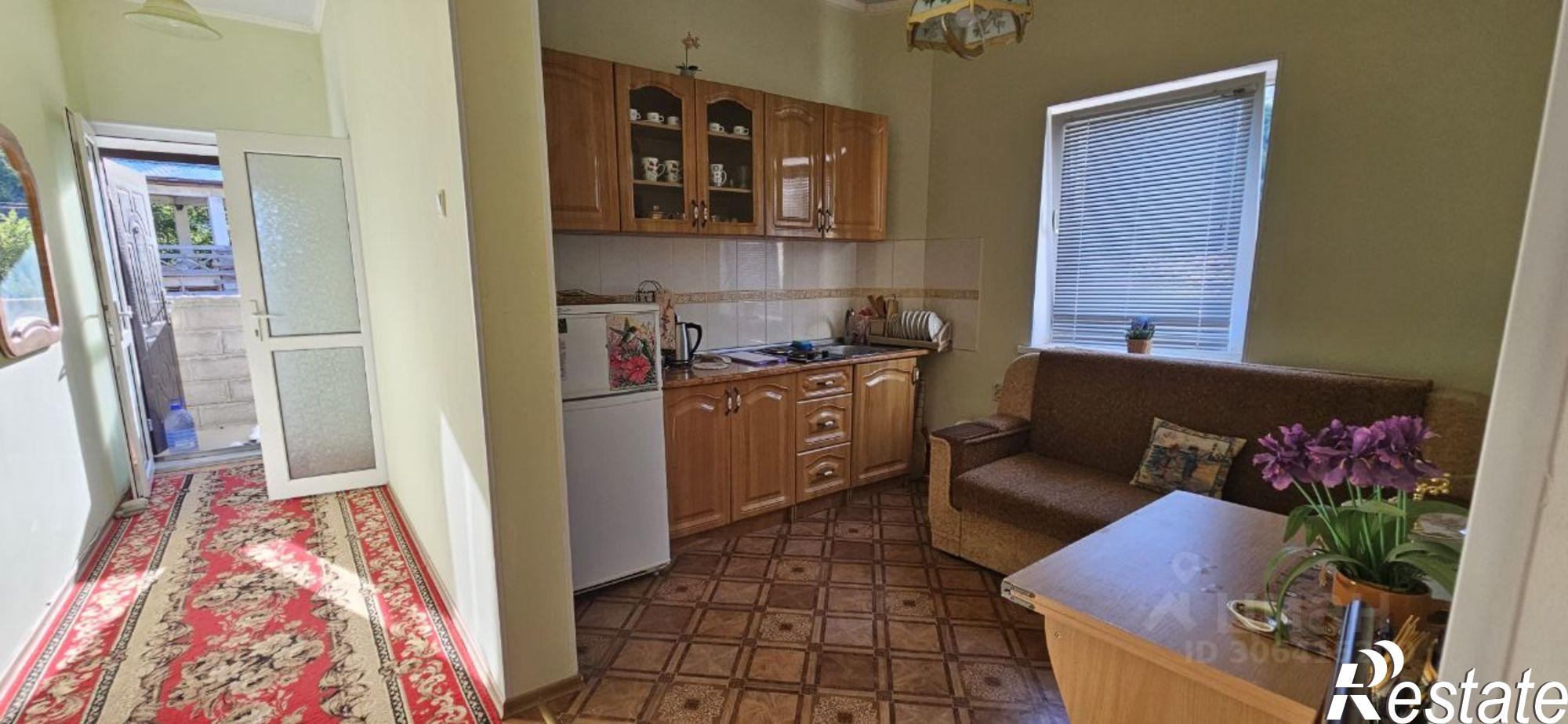 Купить квартиру за 25 000 000 рублей на Ялта городской округ