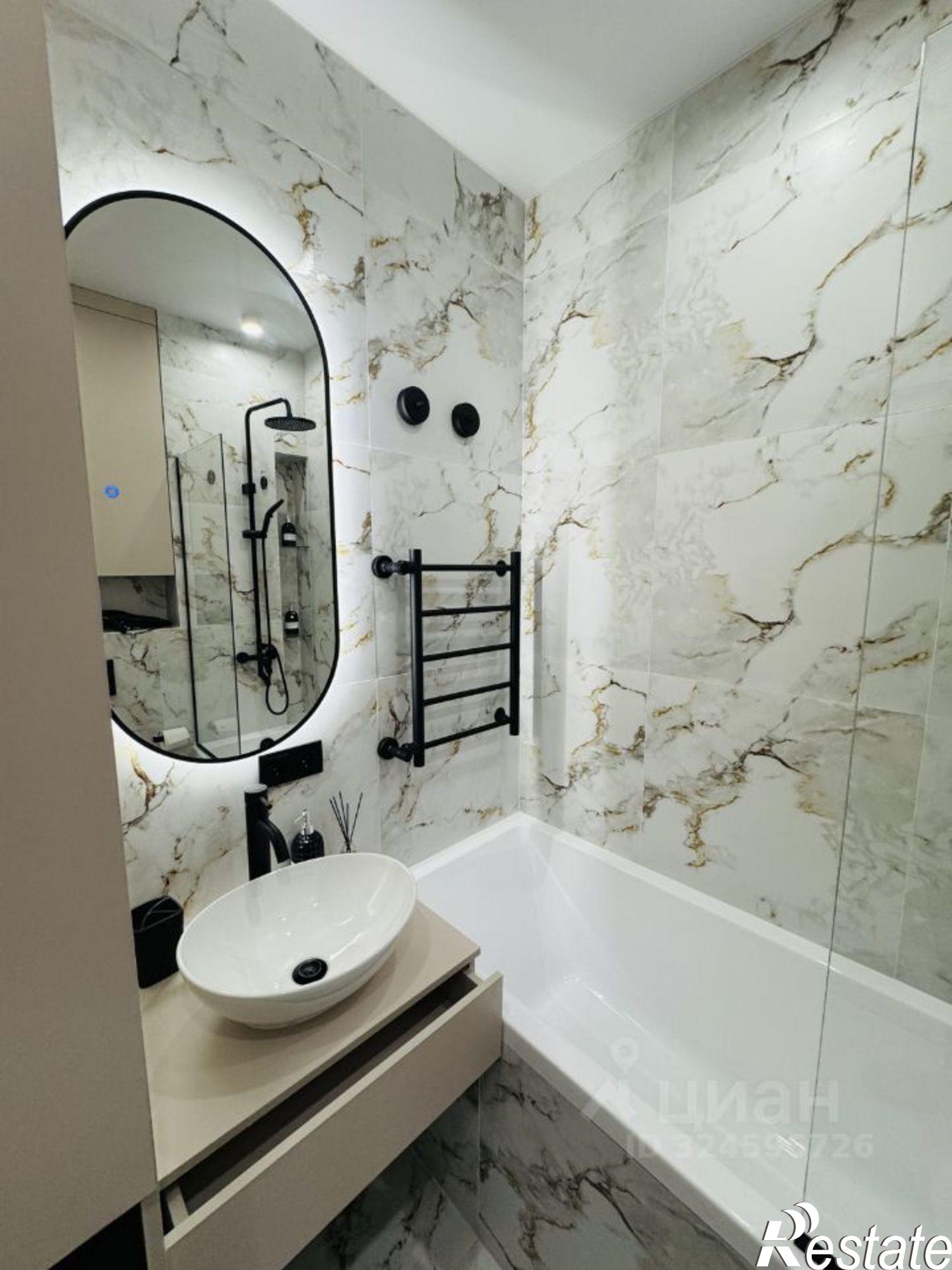 Сдать квартиру за 47 000 рублей на улица Кирова, 155А к2