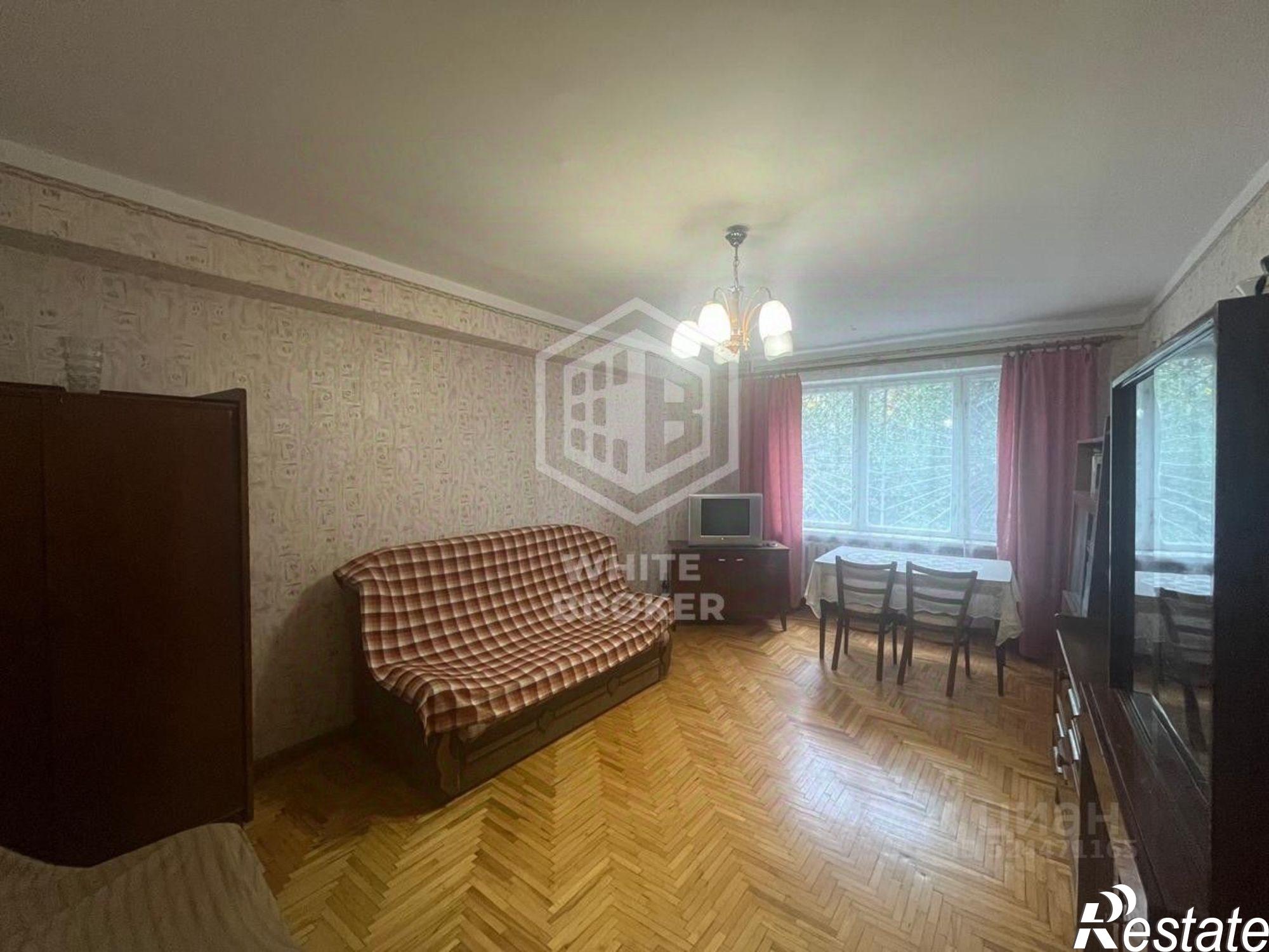 Купить квартиру за 10 500 000 рублей на Суворовская улица, 14