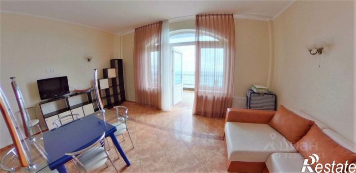 3-комн квартира наб им А.С.Пушкина, 17,  д. 17