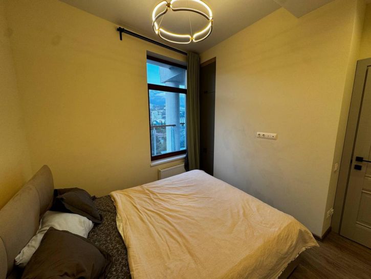 2-комн квартира Ленина В.И. имени наб., 4