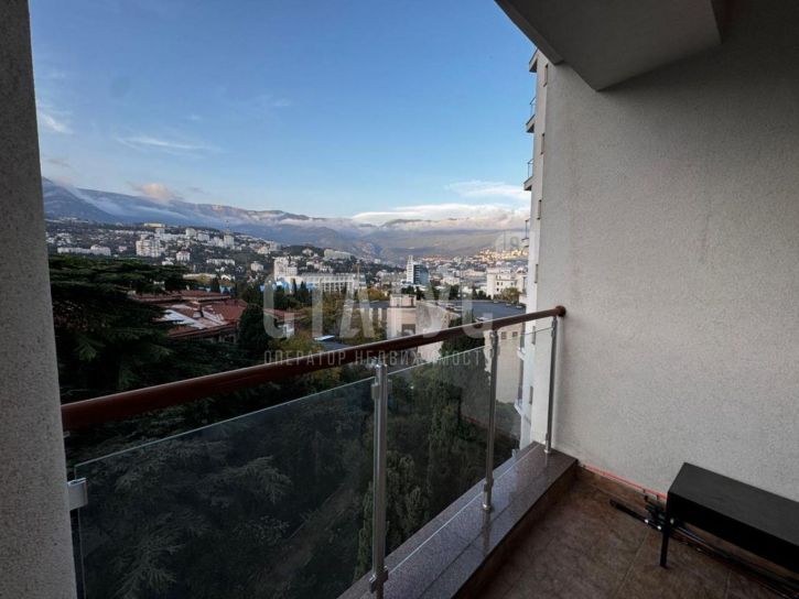 2-комн квартира имени Ленина наб, 4