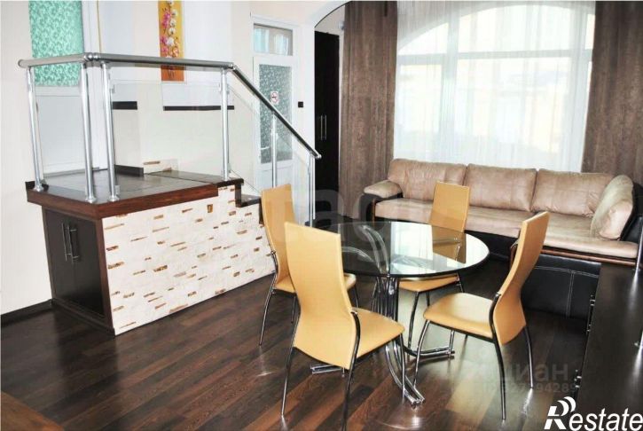 6-комн квартира ул Свердлова, 10,  д. 10