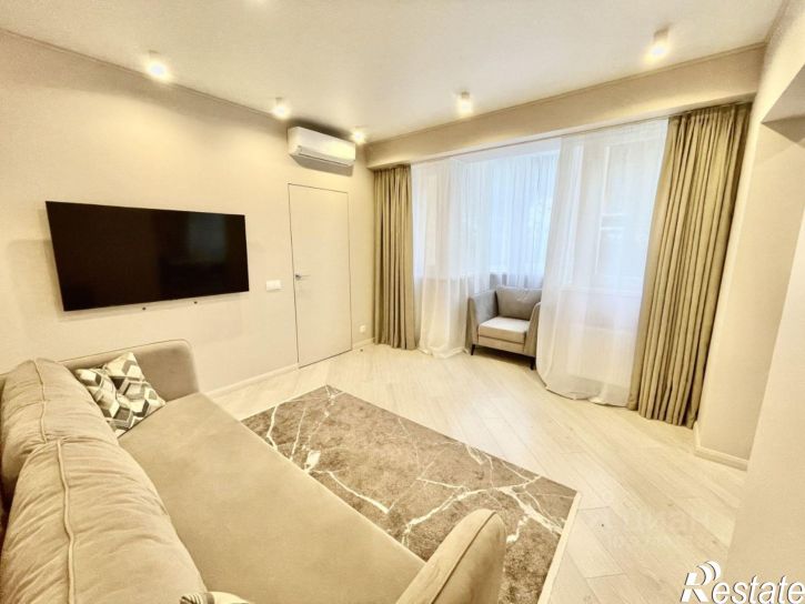3-комн квартира улица Кривошты, 11А,  д. 11А