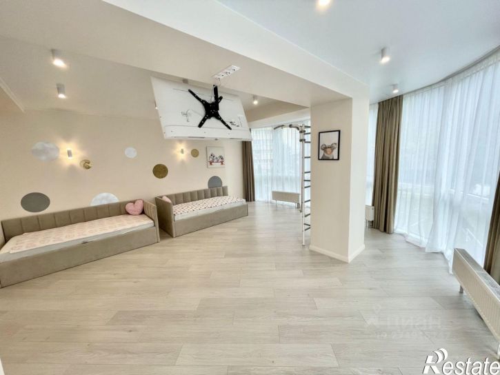3-комн квартира улица Кривошты, 11А,  д. 11А