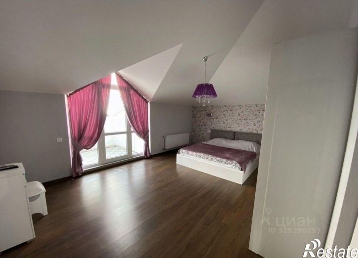 4-комн квартира улица Свердлова, 48А,  д. 48А
