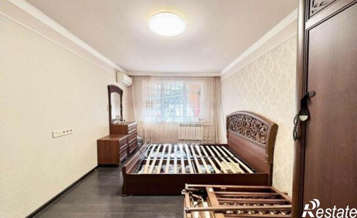 3-комн квартира улица Бирюкова, 36,  д. 36