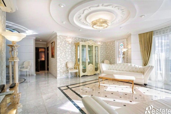 3-комн квартира ул Таврическая, 2,  д. 2