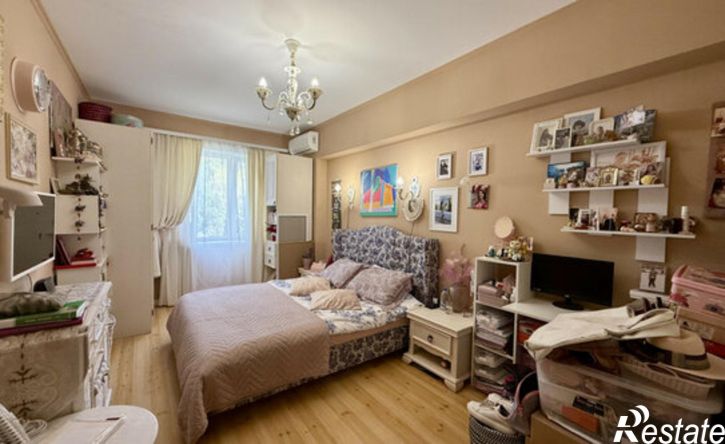 2-комн квартира улица Дзержинского, 3,  д. 3