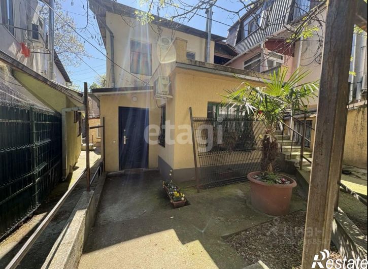 3-комн квартира улица Кирова, 32,  д. 32