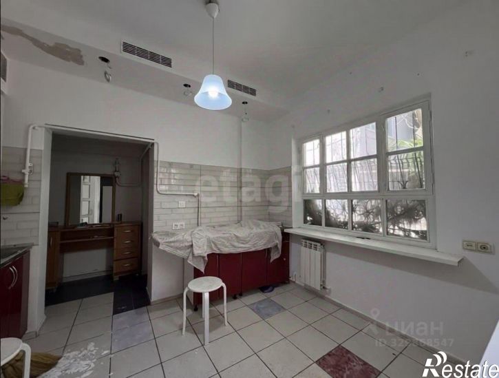 3-комн квартира улица Кирова, 32,  д. 32