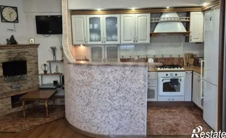 3-комн квартира улица Ломоносова, 19,  д. 19