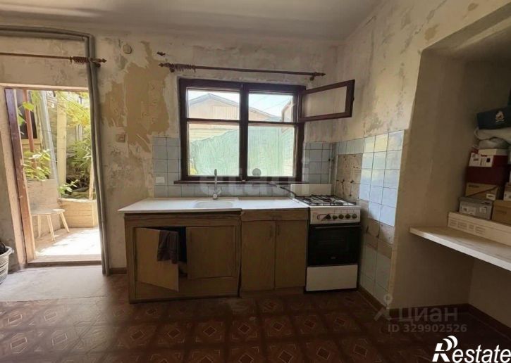 2-комн квартира улица Адаманова, 21,  д. 21