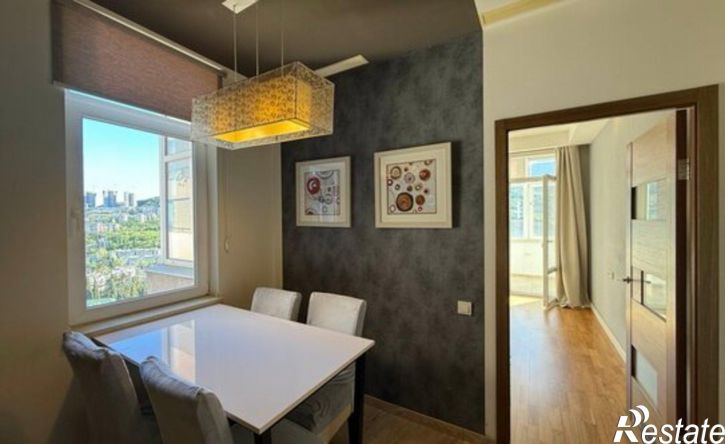 3-комн квартира улица Красных Партизан, 14Б,  д. 14Б
