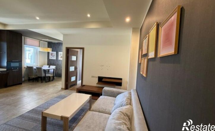 3-комн квартира улица Красных Партизан, 14Б,  д. 14Б