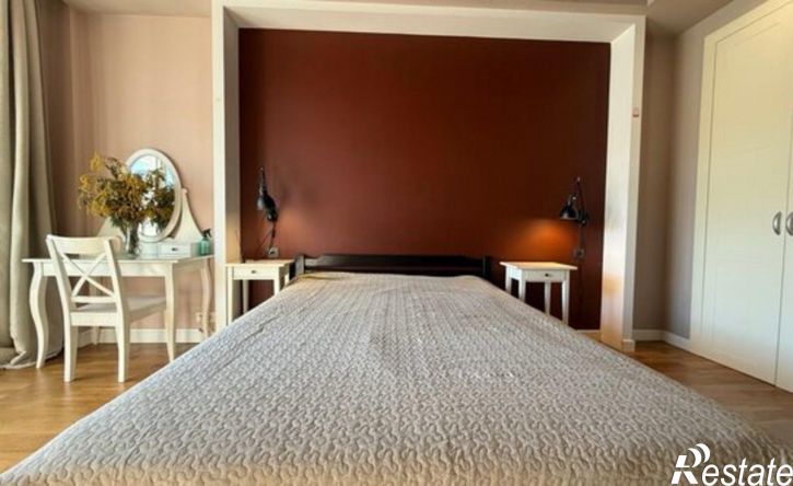 3-комн квартира улица Красных Партизан, 14Б,  д. 14Б