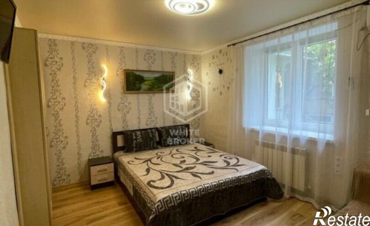 1-комн квартира Таврическая улица, 10,  д. 10