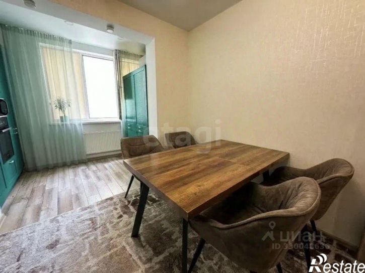 3-комн квартира ул Блюхера, 48,  д. 48