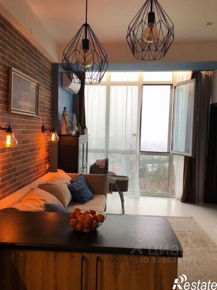 3-комн квартира улица Щорса, 42 к1,  д. 42 к1