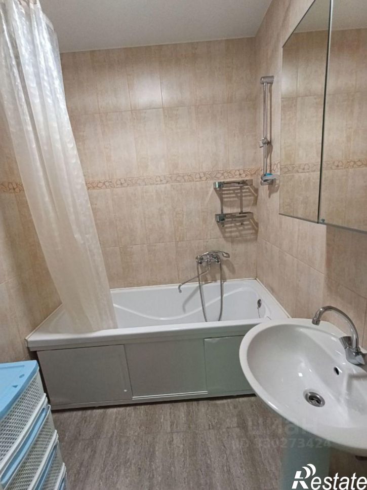 3-комн квартира улица Блюхера, 58,  д. 58