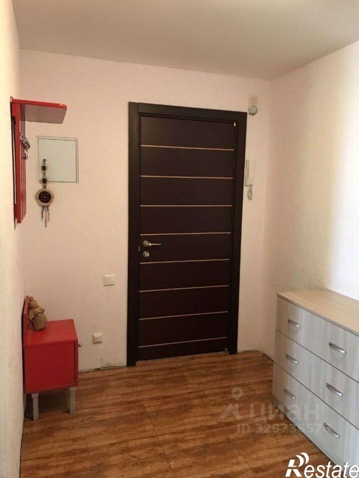 3-комн квартира Севастопольское шоссе, 2А,  д. 2А
