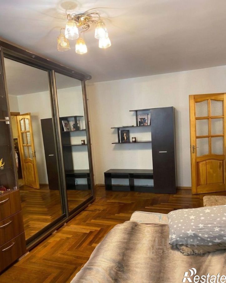 3-комн квартира улица Халтурина, 18,  д. 18