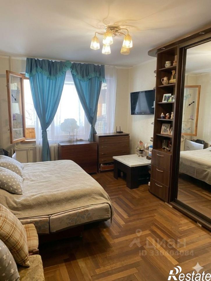 3-комн квартира улица Халтурина, 18,  д. 18