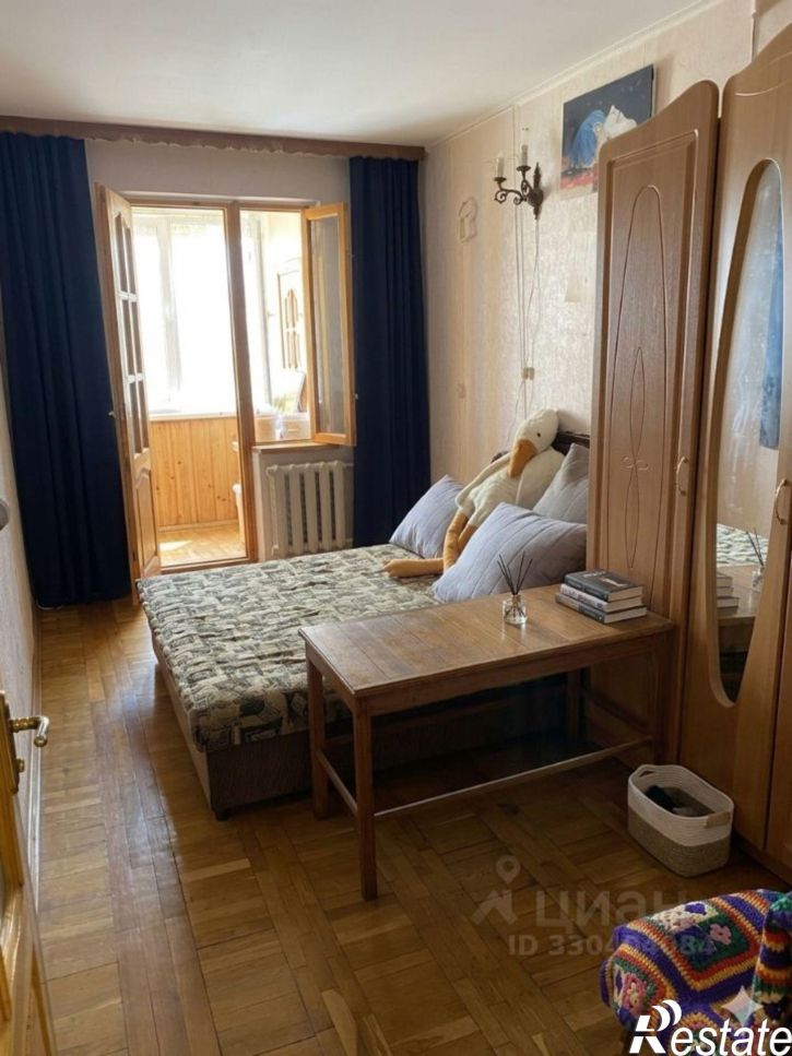 3-комн квартира улица Халтурина, 18,  д. 18