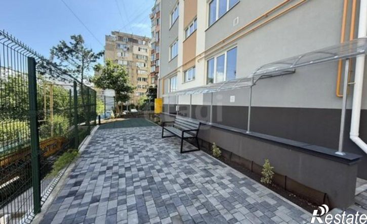 2-комн квартира ул Грибоедова, 15,  д. 15