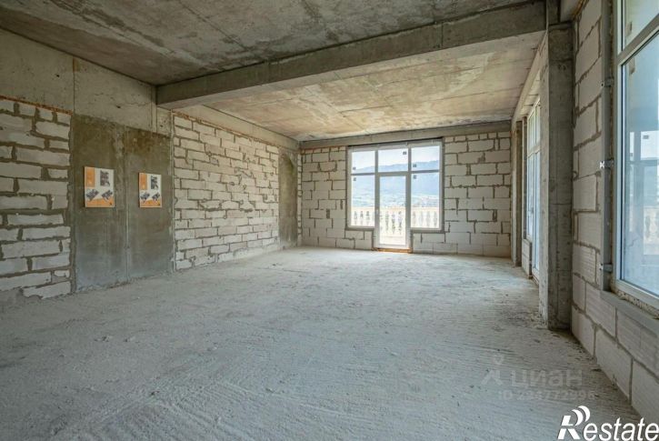 3-комн квартира улица Войкова, 16,  д. 16