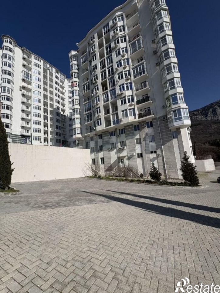 1-комн квартира ул Космонавтов, 2,  д. 2