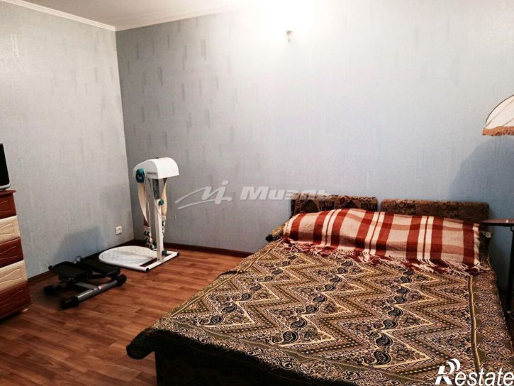 4-комн квартира пер Калинина, 4,  д. 4
