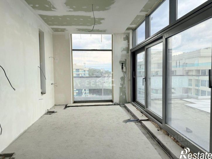 4-комн квартира улица Дражинского, 35,  д. 35