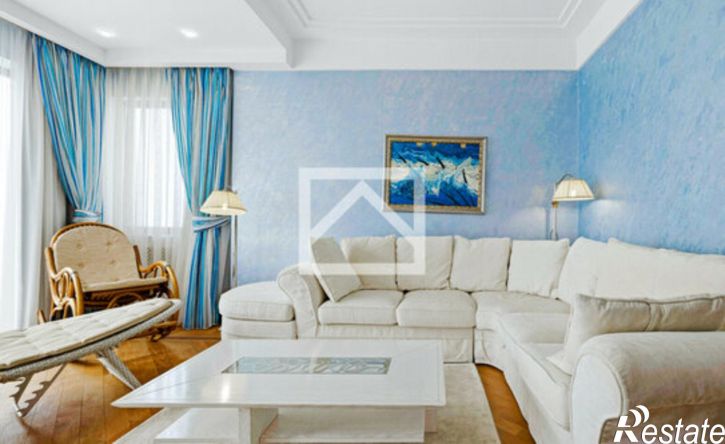 3-комн квартира улица Дражинского, 35,  д. 35