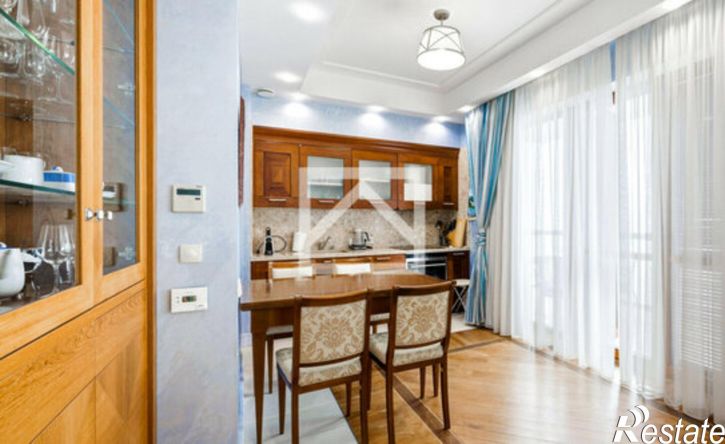 3-комн квартира улица Дражинского, 35,  д. 35