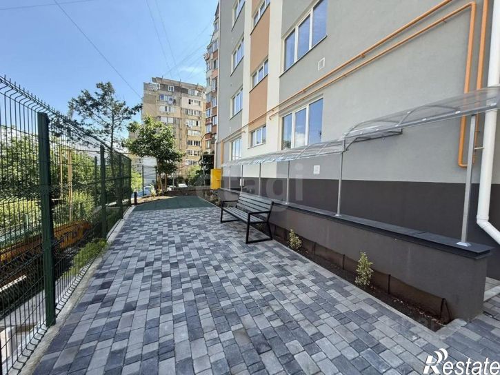 2-комн квартира ул Грибоедова, 15,  д. 15