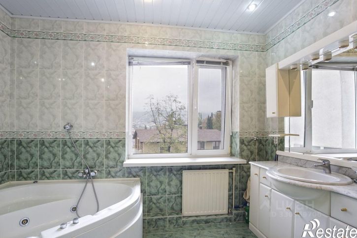 4-комн квартира ул Свердлова, 32 13,  д. 32 13,  к. 13