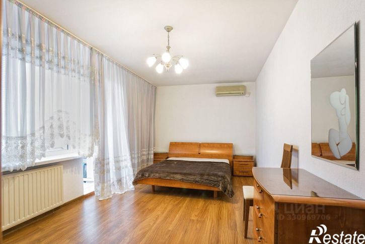 4-комн квартира ул Свердлова, 32 13,  д. 32 13,  к. 13