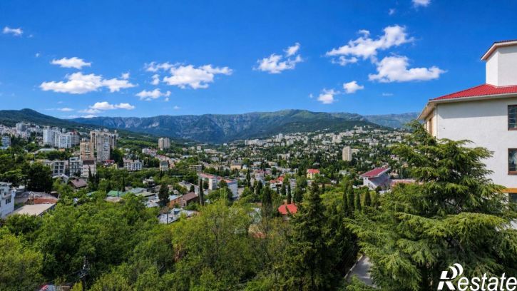 4-комн квартира улица Достоевского, 18Е,  д. 18Е