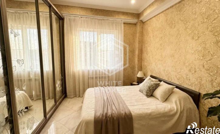 2-комн квартира улица Кирова, 41А,  д. 41А