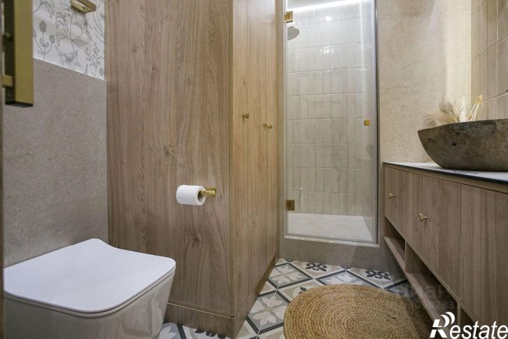 3-комн квартира улица Дражинского, 53,  д. 53