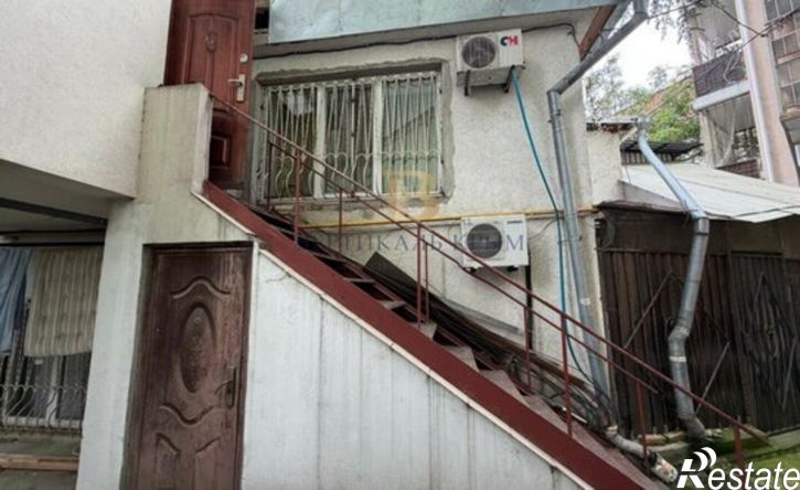 2-комн квартира Лавровый переулок, 5А,  д. 5А