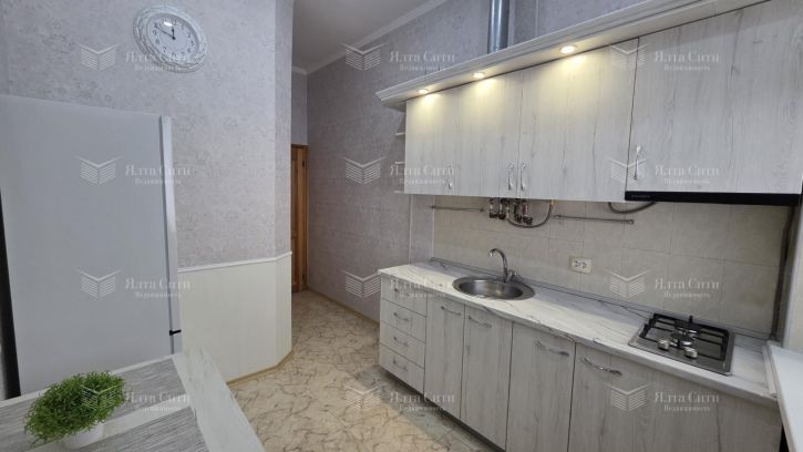 2-комн квартира Кирова ул., 12